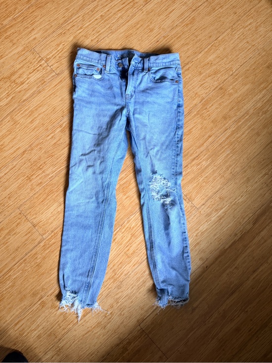 American Eagle Outfitters Denim - American Eagle Highest Rise Skinny Jeans Light Wash Distressed Size 6 Short